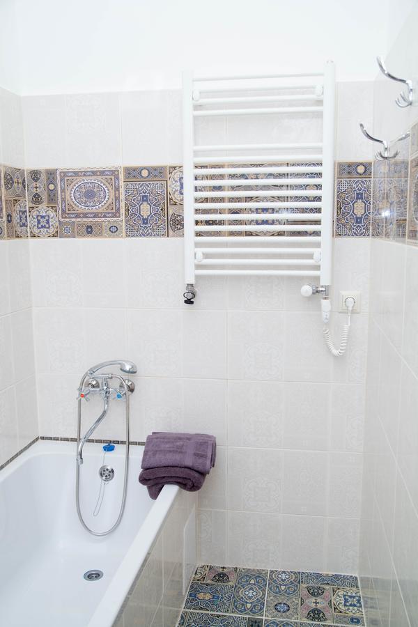Luxury Lviv Apartment Eksteriør billede
